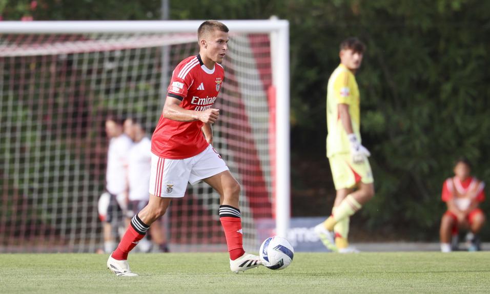 Tomás Cruz está de saída do Benfica