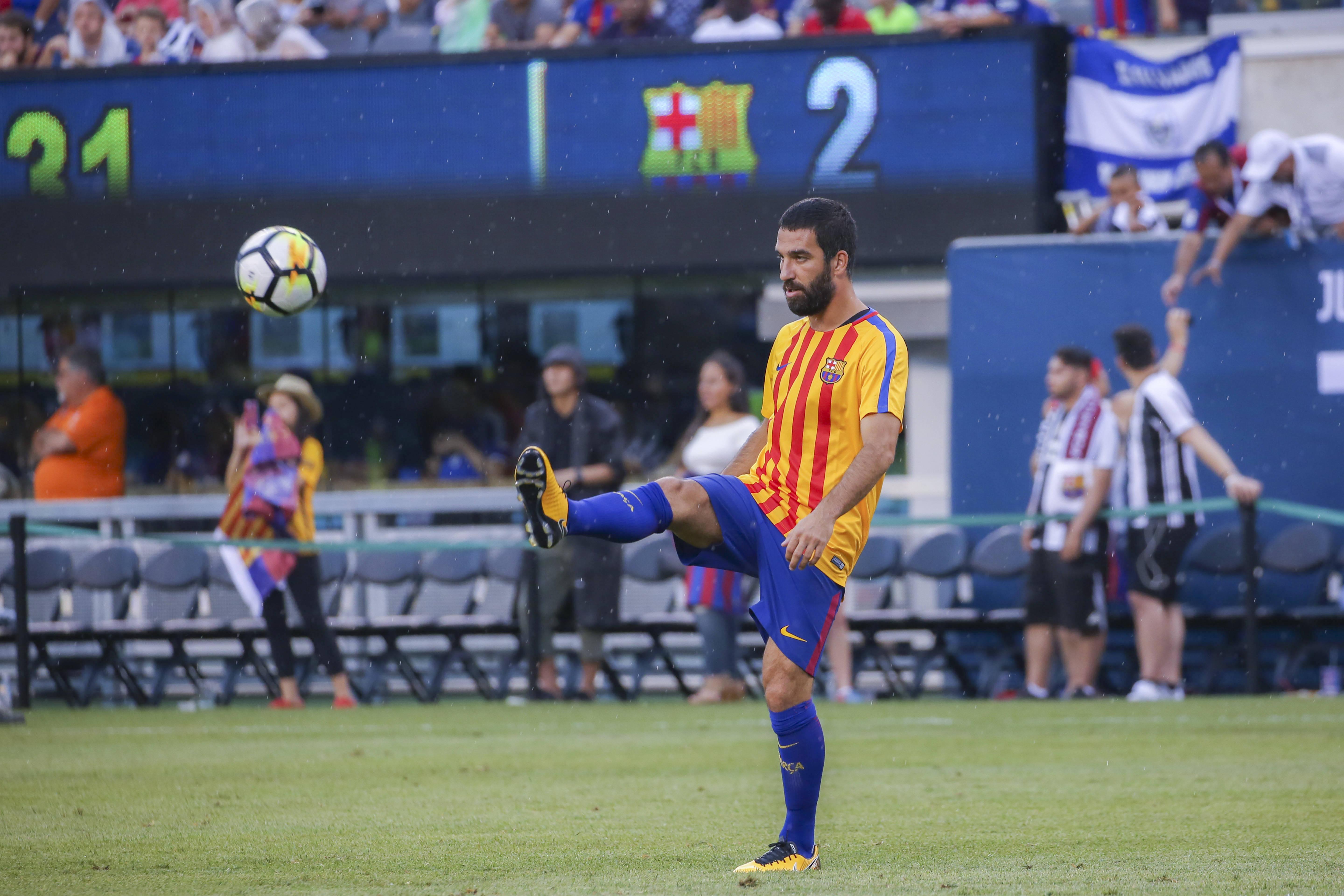 Arda Turan - Em 2015, com 28 anos, turco saiu do Atlético Madrid para se tornar jogador do Barcelona - 55 jogos e	15 golos - média de 0.27 golos/jogo - Foto: IMAGO