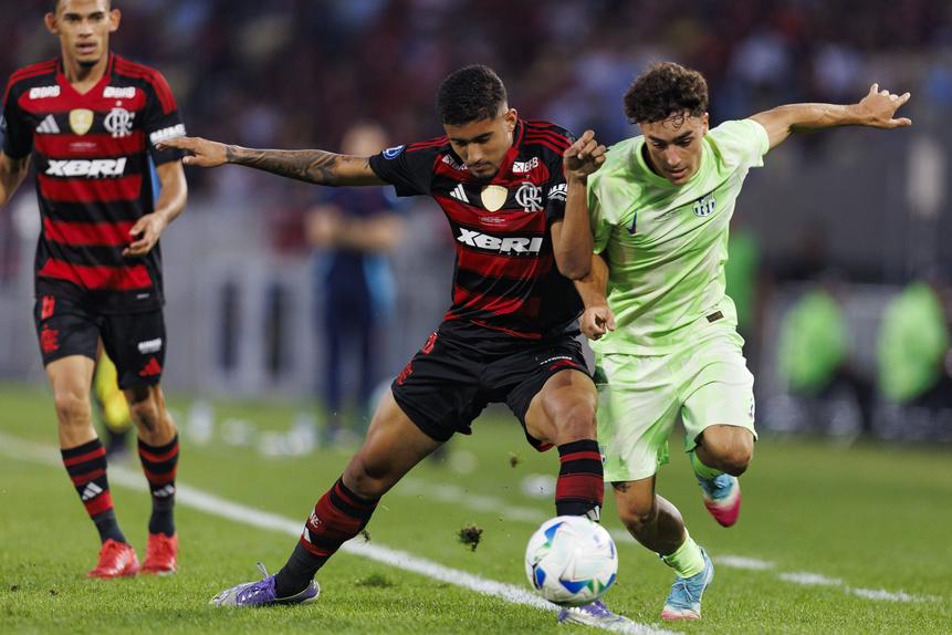 Guilherme Gomes na equipa principal do Flamengo