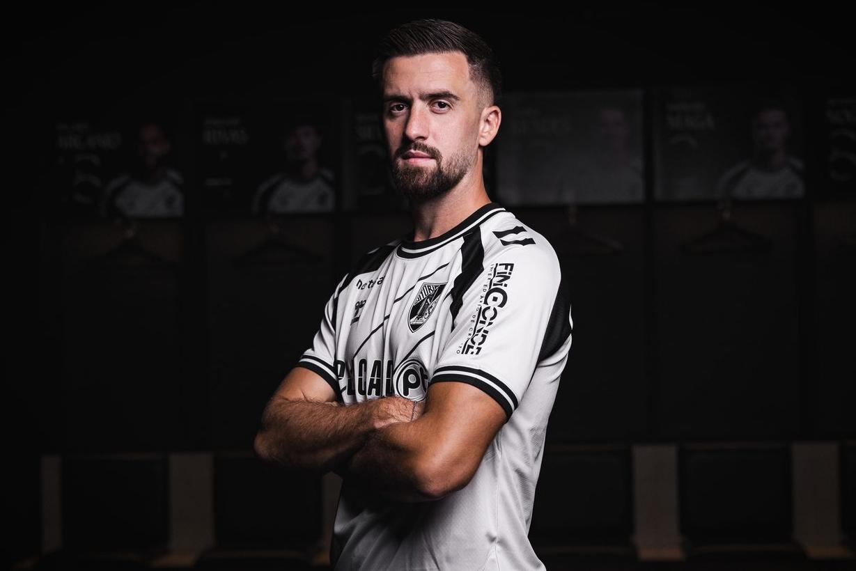 Arnel Jakupović é o mais recente reforço dos vimaranenses - Foto: Vitória de Guimarães