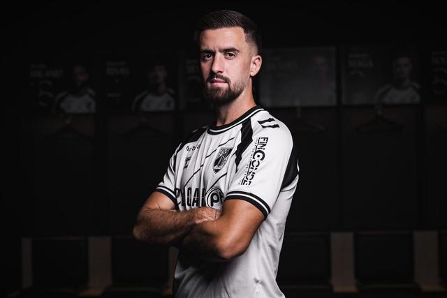 Arnel Jakupović é o mais recente reforço dos vimaranenses - Foto: Vitória de Guimarães