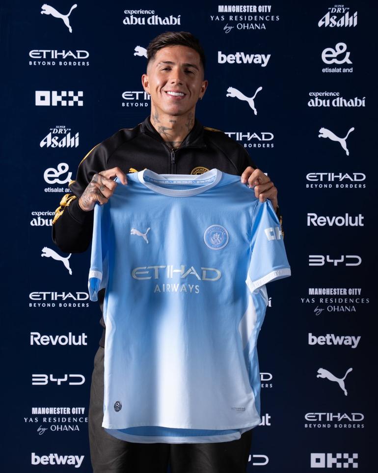 Enzo Fernández transferiu-se do Chelsea para o Manchester City