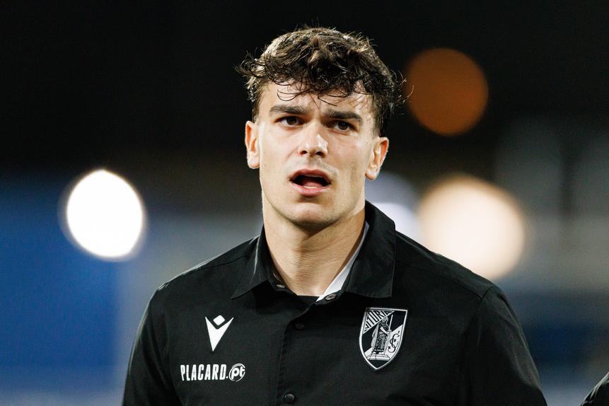Miguel Nóbrega não tem espaço no plantel de Tiago Margarido e vai rodar