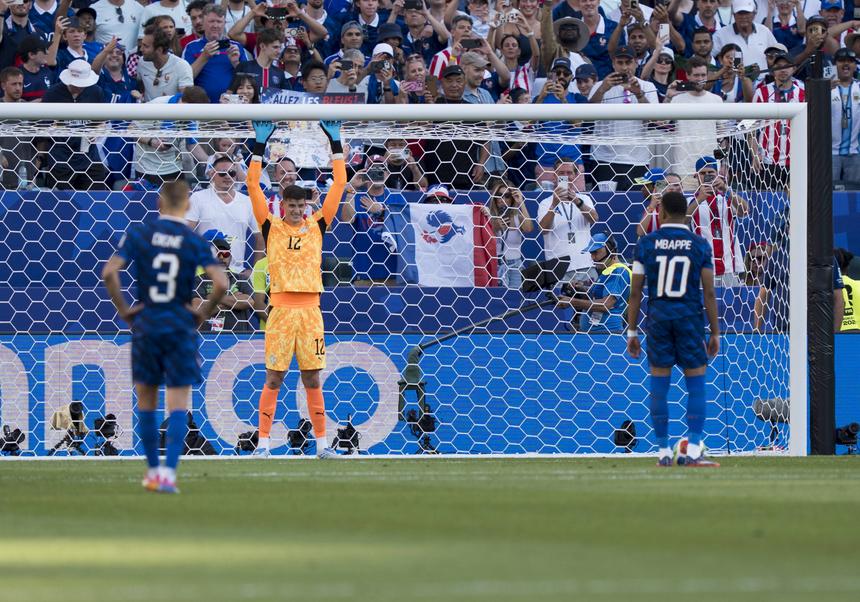 Duelo entre franceses e paraguaios foi marcado por várias picardias