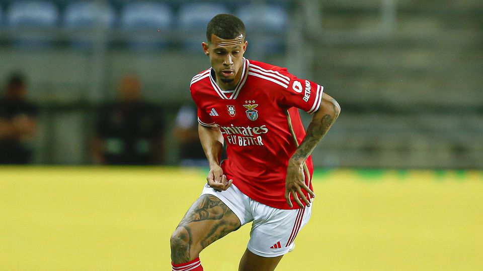 João Victor focado no treino e à espera de Schmidt