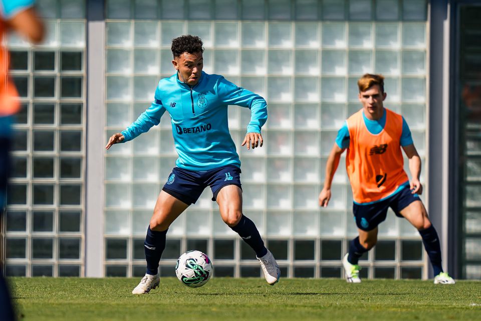 FC Porto continua a preparar Barcelona com cinco baixas