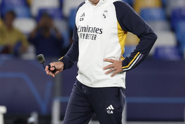 Ancelotti revela conversa: «Perguntei-lhe se preferia jogar a lateral ou ir para o banco»