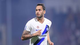 Inter faz ultimato a Çalhanoglu após polémica