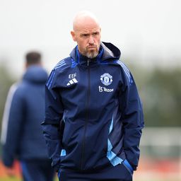 Uma baixa nos convocados do Manchester United para o jogo com o FC Porto