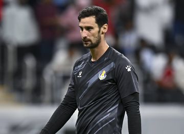 Sergio Rico volta a jogar 492 dias depois de grave acidente