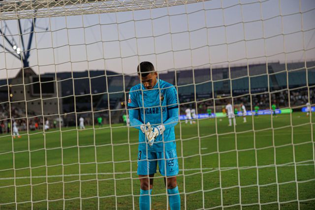 «Ricardo Velho nunca saiu da lista do Benfica e é possibilidade»