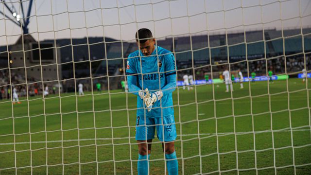 «Ricardo Velho nunca saiu da lista do Benfica e é possibilidade»