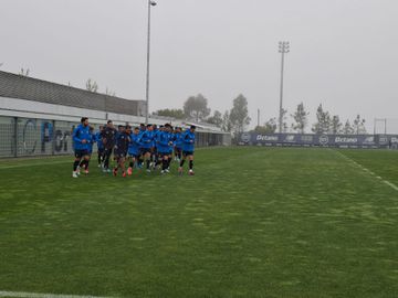 FC Porto: Zaidu no relvado e duas ausências no último treino antes do Manchester United