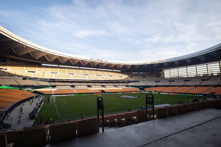 Estádio La Cartuja, em Sevilha. Inaugurado originalmente em maio de 1999 para o Mundial de atletismo. Foi remodelado este ano e passou de 57 para 70 mil lugares