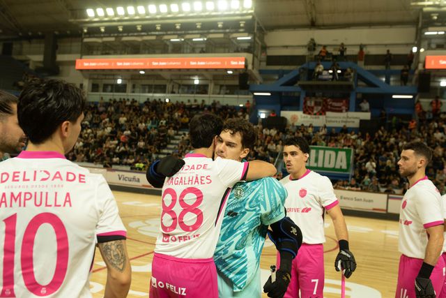 Barcelos e Sporting estreiam-se com goleadas no Mundial de Clubes