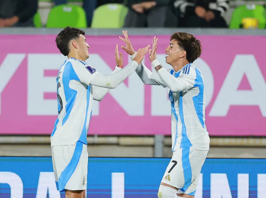 Argentina esmaga Austrália! Dragão portista marca!