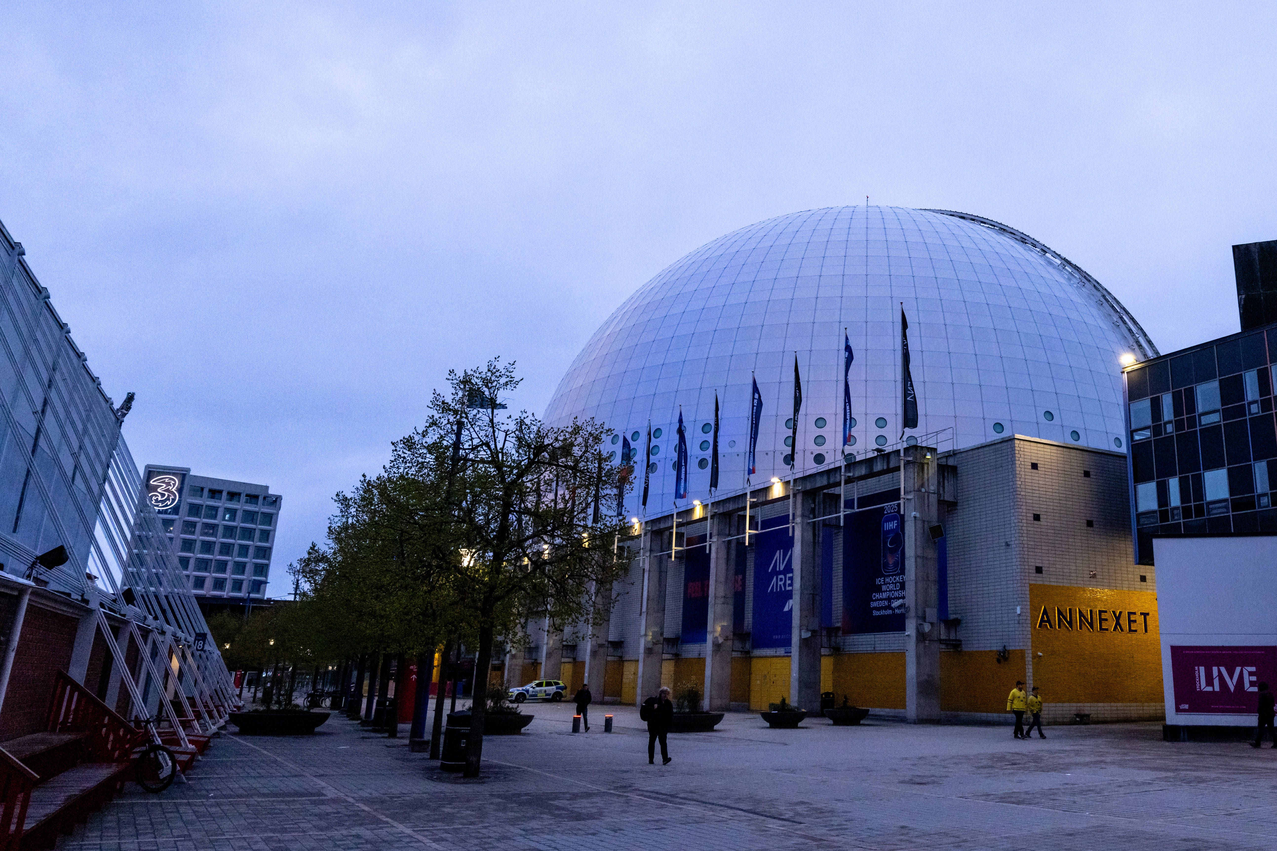 Arena Avicii, em Estocolmo, Suécia. Pavilhão conhecido como Globen na capital sueca, foi inaugurado em 1989 e remodelado em 2025 para receber jogos do Mundial e hóquei no gelo. Em 2021 recebeu o nome do DJ Avicii, falecido em 2018