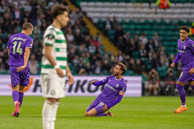Capitão dos bracarenses desbravou o caminho para um triunfo épico na Escócia