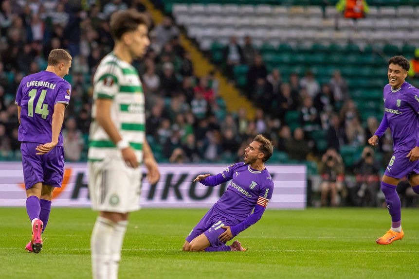 Capitão dos bracarenses desbravou o caminho para um triunfo épico na Escócia