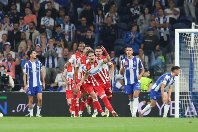 Tinha de ser um golaço a desfazer a resistência defensiva do FC Porto (vídeo)