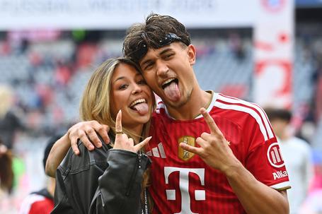 O novo prodígio de Klopp que conquistou a Alemanha e... a filha de lenda do Bayern