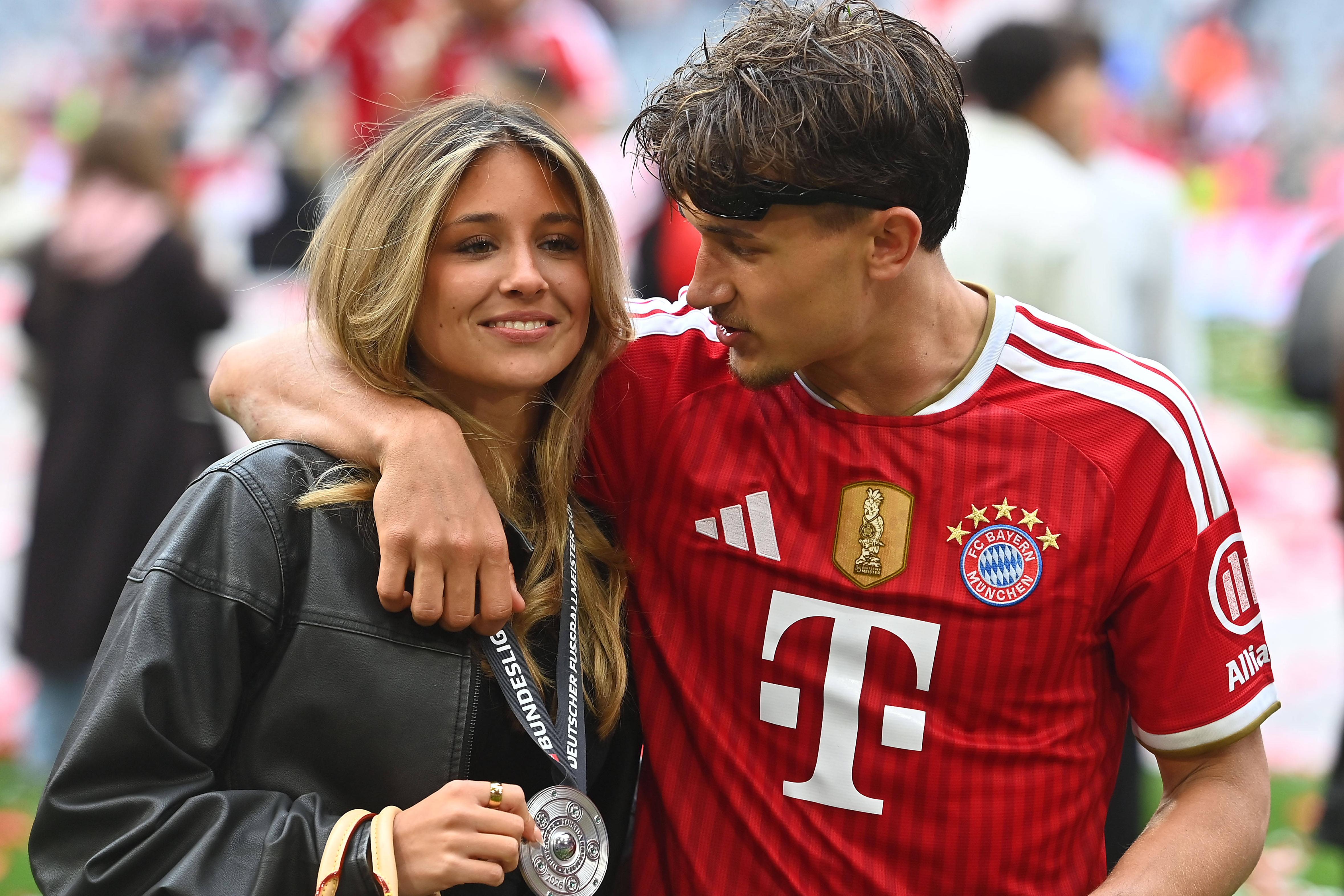 Josefine Scholl e o namorado, o novo craque da seleção da Alemanha e do Bayern, Tom Bischof - foto: IMAGO