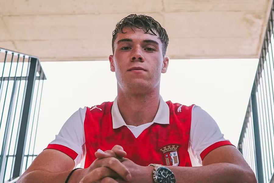 Gustavo Fonte (17 anos) - SC Braga - Segundo melhor marcador do campeonato de juvenis da época passada, com 21 golos. Este ano, já leva dois - Foto: SC Braga