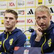 Graham Potter ao lado de Viktor Gyokeres em conferência de imprensa da Suécia - Foto: Imago