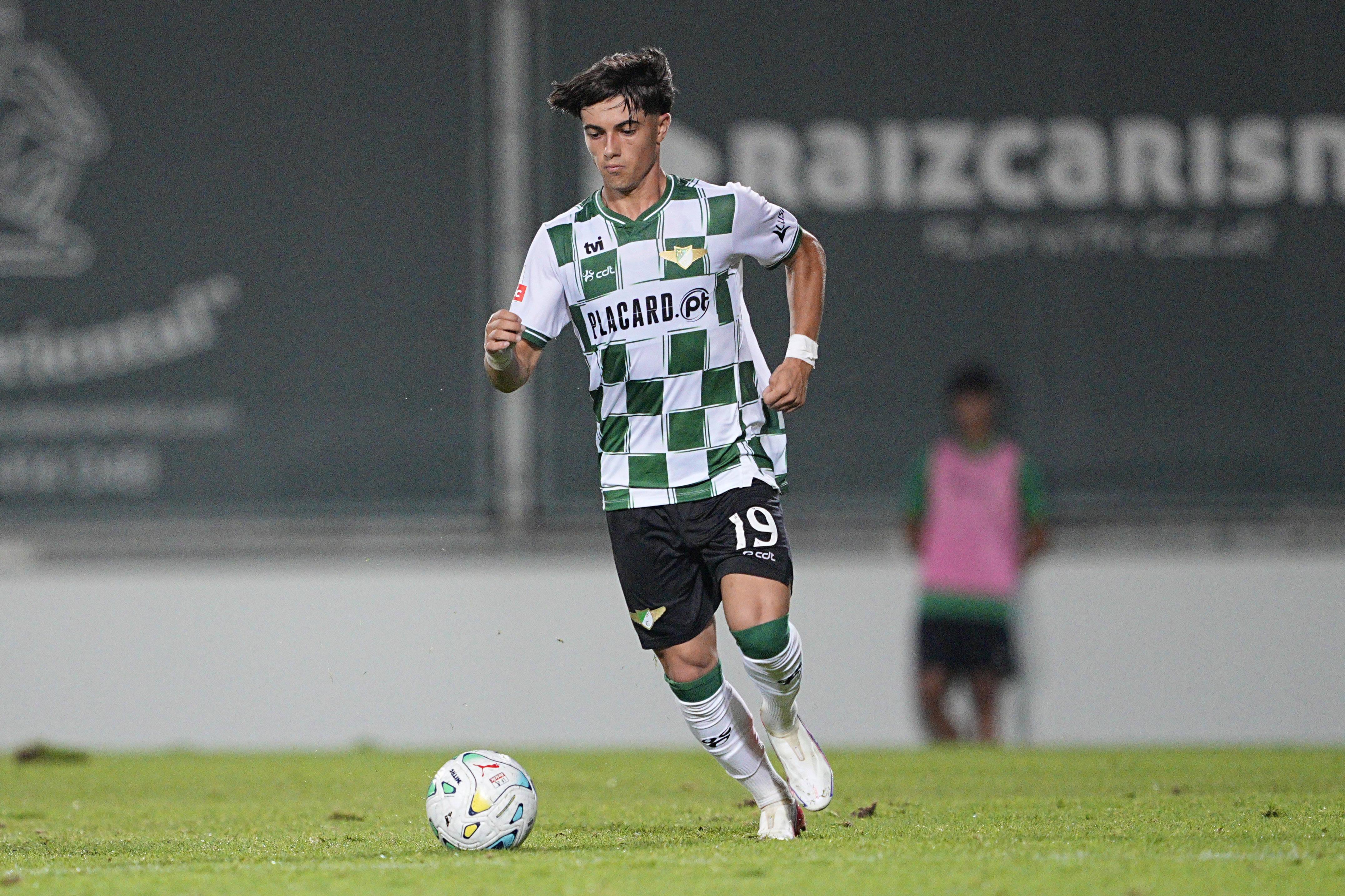 Após demonstrar todo o seu talento na formação do FC Porto, Tiago Andrade rumou ao Moreirense e já brilha na Liga
