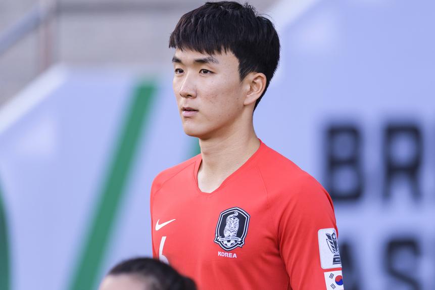 Inbeom Hwang voltou a competir pela Coreia do Sul — Foto: Imago