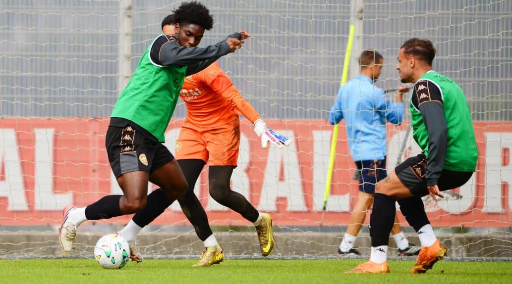 O Nacional prossegue a preparação para o jogo com o Rio Ave.  -Foto: NACIONAL
