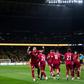 Sudakov azarado no desatre ucraniano, Bednarek brilha em goleada polaca
