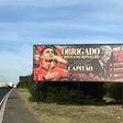 Cartaz junto ao aeroporto de Lisboa - foto: D.R.