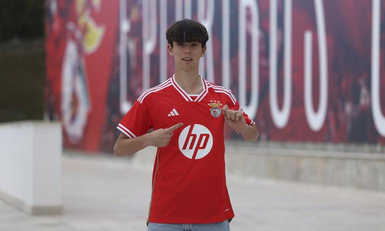 Martim Gomes (16 anos) - Benfica - Cinco tentos, em sete partidas, em 2026/27, depois dos 21 em 2025/26 - Foto: Benfica