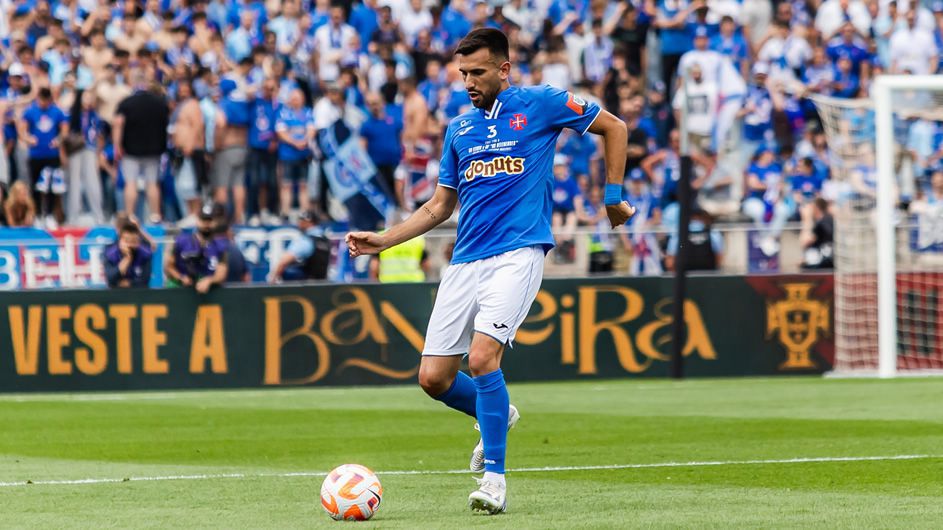 André Serra: «Segredo estava na mentalidade, agia como profissional mesmo na distrital»