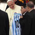 Entre Maradona e Messi, Papa Francisco prefere...um brasileiro