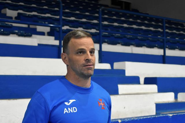Belenenses anuncia antigo adjunto de Benfica e Sporting como novo treinador