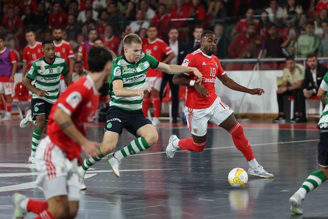 Liga dos Campeões: Sporting e Benfica já conhecem adversários na Ronda de Elite