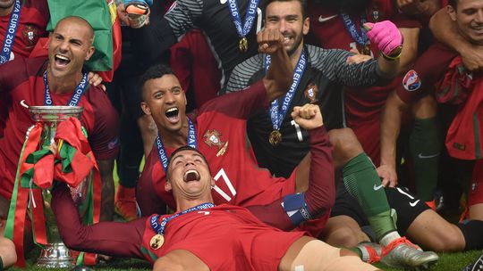 Nani: «O meu filho, o do Ronaldo e o do Quaresma no ataque da Seleção seria um espetáculo»