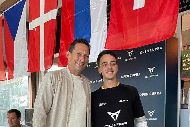 Schmidt foi ao padel