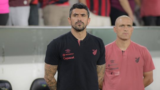 Lucho González com registo muito negativo no Athletico Paranaense