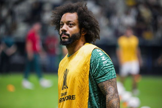 Marcelo e Fluminense negoceiam rescisão após desentendimento com o técnico