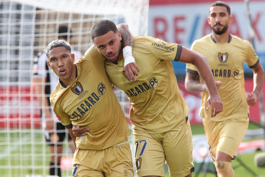 Camisola 77 foi decisivo no triunfo dos minhotos na Choupana - Foto: Homem de Gouveia/LUSA