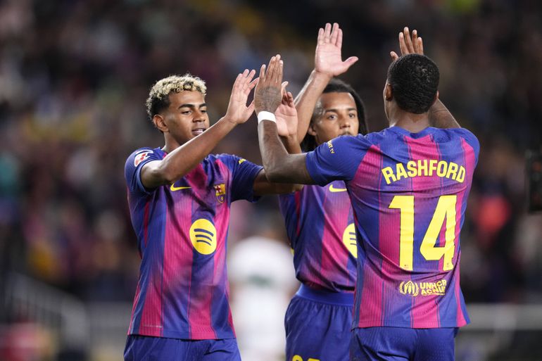 Yamal e Rashford fizeram trio de ataque com Ferran Torres no Barcelona
