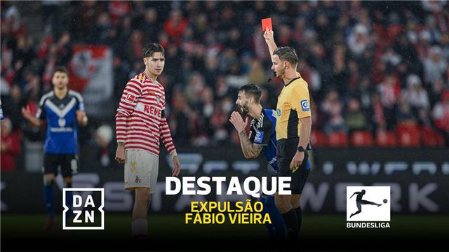 Fábio Vieira expulso por protestos com o árbitro e perde a cabeça