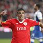 Óscar Cardozo a festejar um golo pelo Benfica - Foto: A BOLA