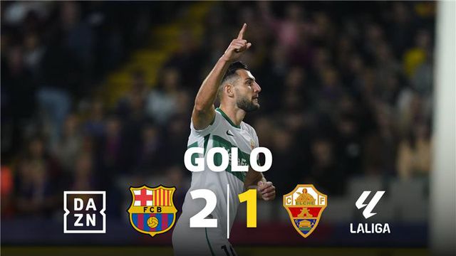 Rafa Mir só viu a baliza e reduziu para o Elche em Barcelona