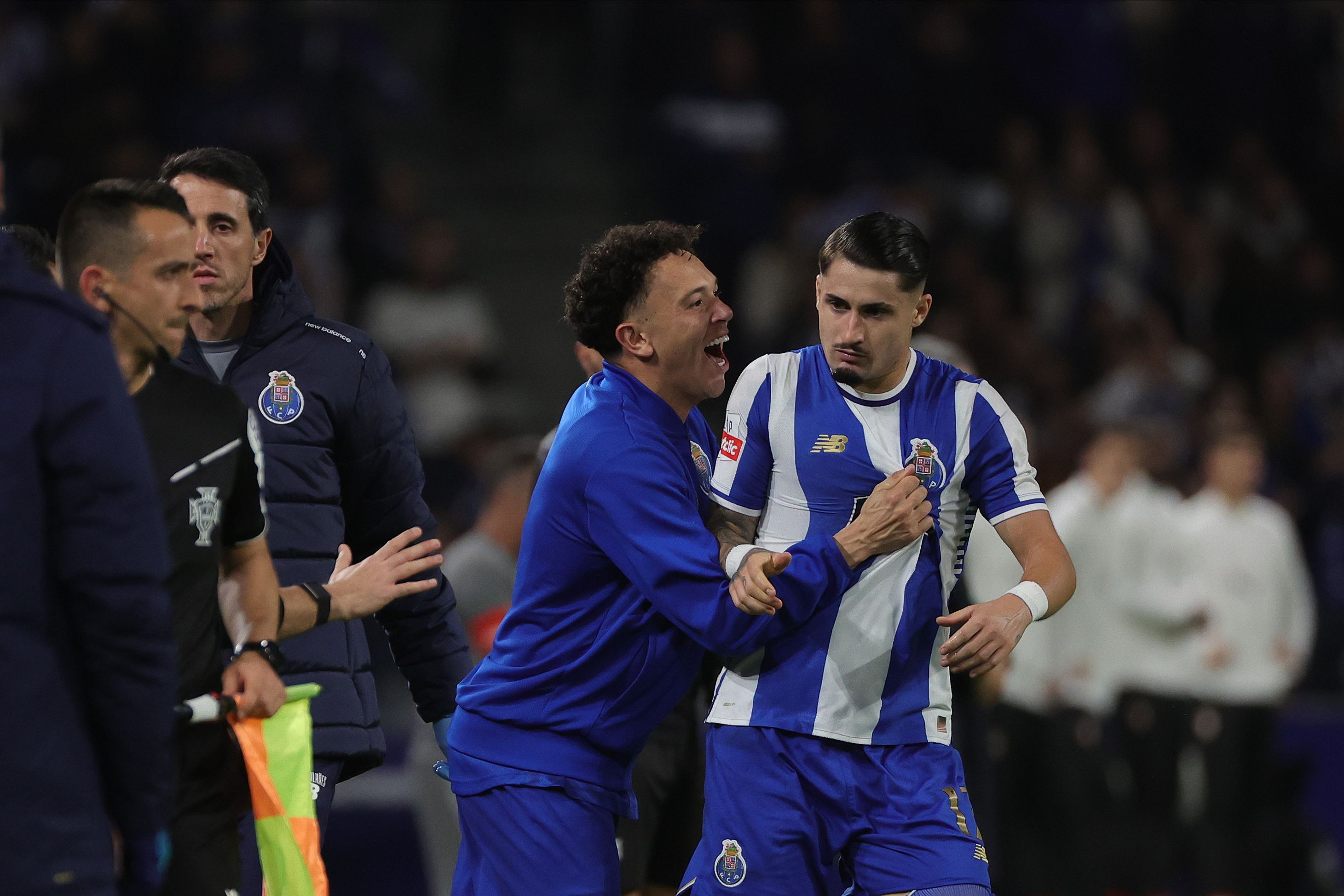 Pepê eufórico com golo de Sainz - Foto: Kapta+/Eduardo Oliveira