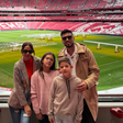 Garay e a família na Luz — Instagram Ezequiel Garay