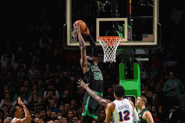 NBA: Neemias Queta ajudou Celtics a derrotar 76ers; Durant faz história